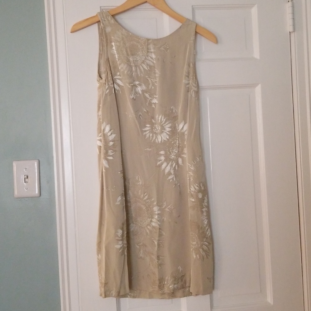Pretty, feminine sheath dress for a wedding